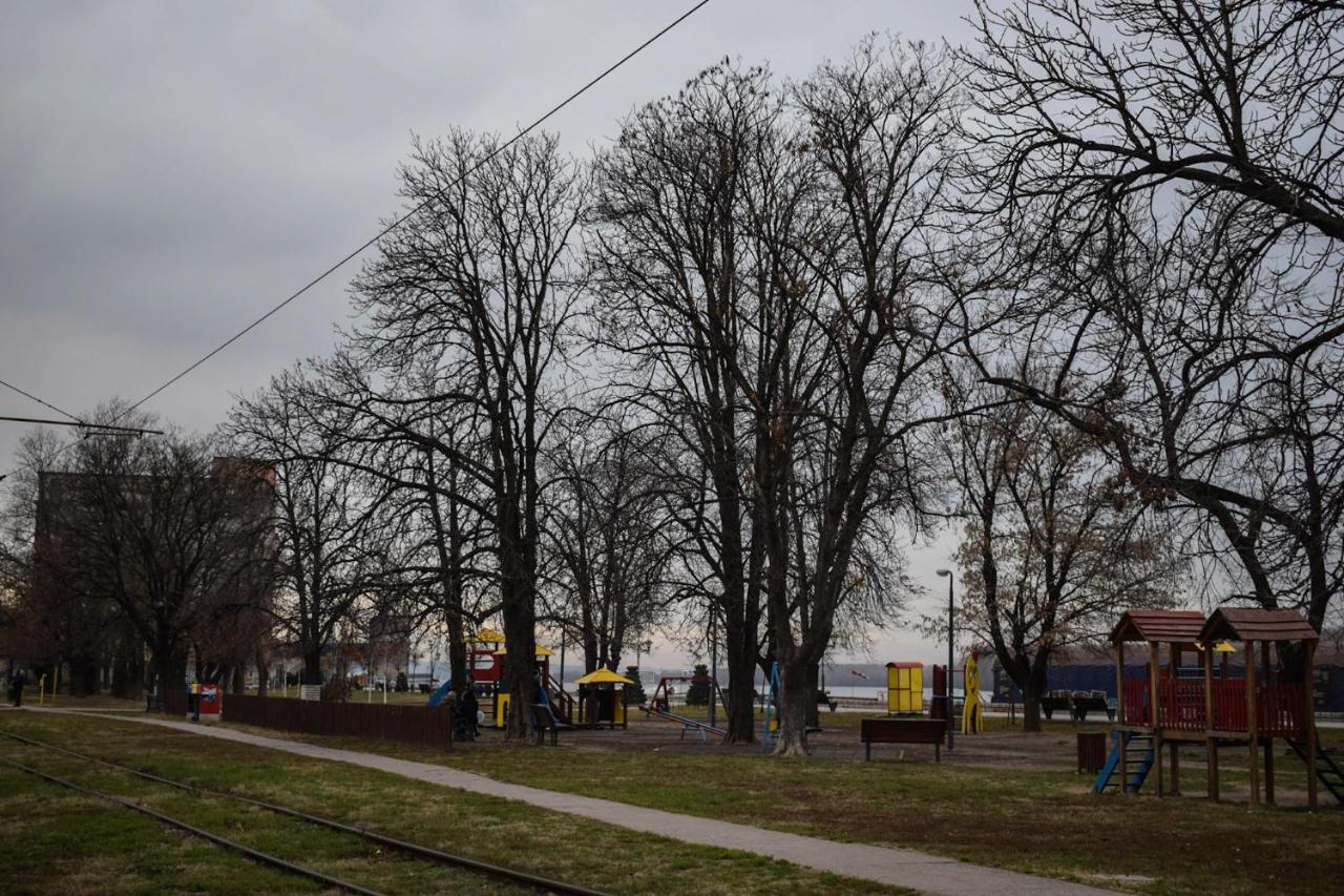 Dunavski Kej Semêndria Exterior foto